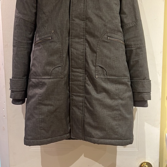 Grey Aritzia TNA Verbier Parka - Picture 2 of 6